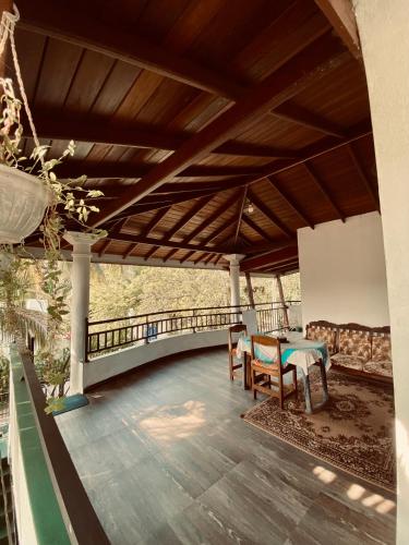 The beach gate villa, Beruwala