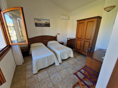 Hotel Perda Rubia - Tap to explore photos