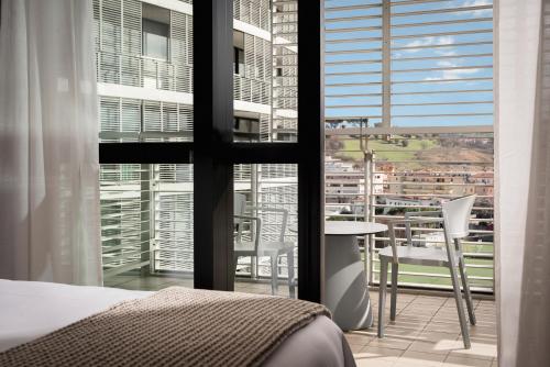 ทัศนียภาพ, Welcome Hotel in ด็อกกานา