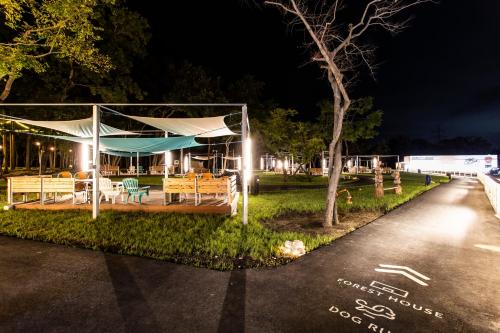 glampark FREE AND EASY CAMP RESORT　三重県