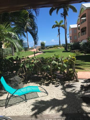 Eden Blue in Sainte Anne