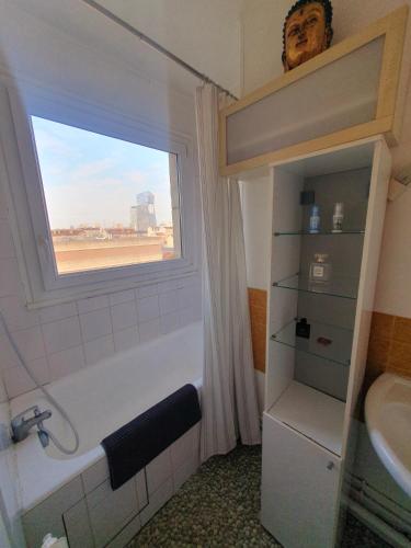 Vue sur Paris / View on Paris - image 15