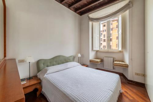GuestHost - Campo de Fiori Unique Apartment, Rzym (zdjęcie 3)