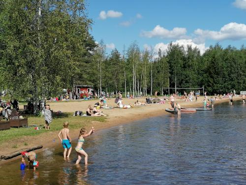 Emolahti Camping - Hotel - Pyhäjärvi