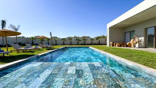 Villa KOEUR, piscine chauffée sans vis-à-vis à Marrakech