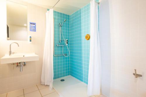 The People Hostel - Strasbourg - image 10