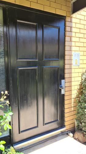 Unwind in style only 7km from CBD