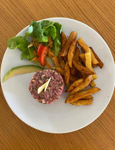 Hôtel Restaurant Petra Cinta