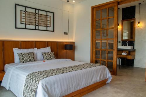HY Ubud Villa 2BR - Tap to explore photos