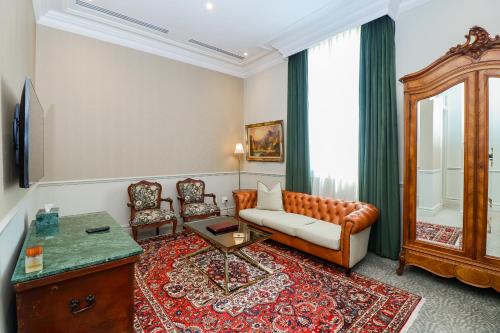 The Monarch Hotel Room Type - Junior Suite