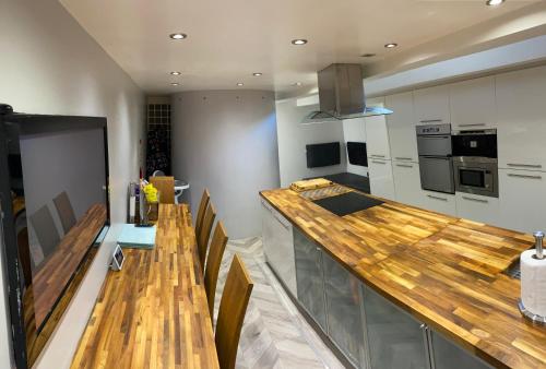 Winnie Cottage - Hot Tub, Games Room, Sauna, Large Garden in Stocksfield