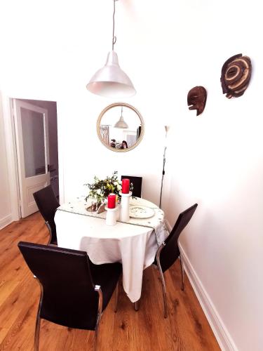 Single room in charming apartment with the terrace and the cat in Sandymount, Dublin (zdjęcie 9)