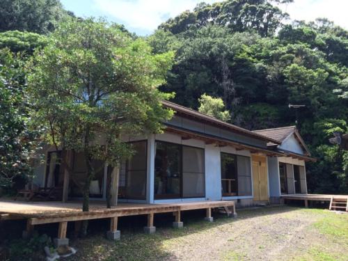 Three-Bedroom Holiday Home 