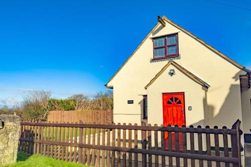 Snug, Dog Friendly, Country Cottage - Worle