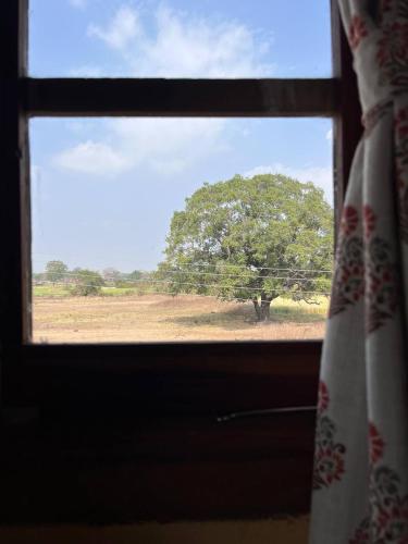 Khirni House in มันดู