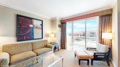 LADY LUCK'S VISTA - Private Balcony - Full Kitchen - Two Full Baths - Jetted Tub - Full MGM Grand Resort Access w No Resort Fee at MGM Signature, Las Vegas (Foto 5)