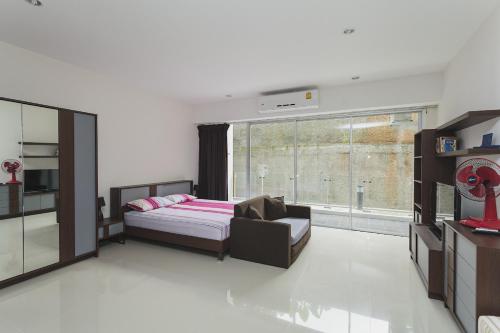 Chic Condo Karon A108