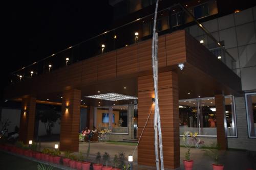 Hotel Shivlok International By BookingCare