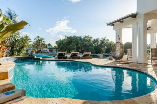 Waterfront with Dock, Grace Harbor by RoveTravel in Fort Lauderdale, USA