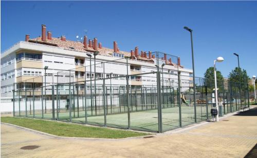 Apartamento con gran terraza y vistas a la catedral.