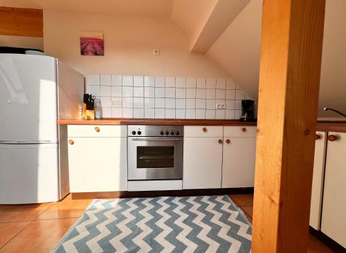 Ferienwohnung Aurora - WLAN, 2 Schlafzimmer, TV, Küche, Bad, Waschmaschine in Malterdingen, Deutschland