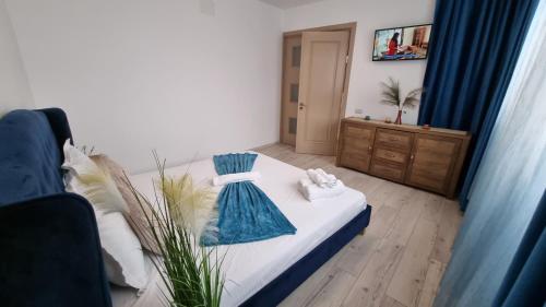 Two-Bedroom Apartment image 4