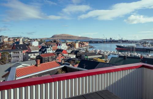 Downtown - Retro Decor - Stunning Views - Terrace, Tórshavn (fotografie 7)