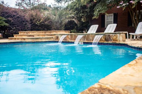 Chic 1 Bed Condo with Pool, Hot Tub, and Parking Near Downtown Mobile, Mobile (fotografie 4)