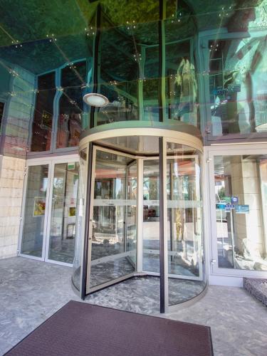 Antony Palace Hotel - image 8