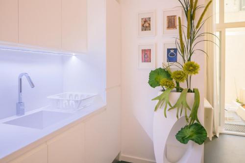 Spacious 2-Bed Apartment with Interior Terrace near Marquês de Pombal, Lisbon - TTL300, Lisabon (fotografie 6)