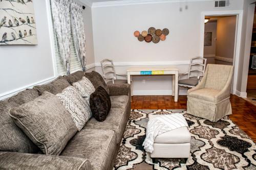 Chic 1 Bed Condo with Pool, Hot Tub, and Parking Near Downtown Mobile, Mobile (fotografie 8)