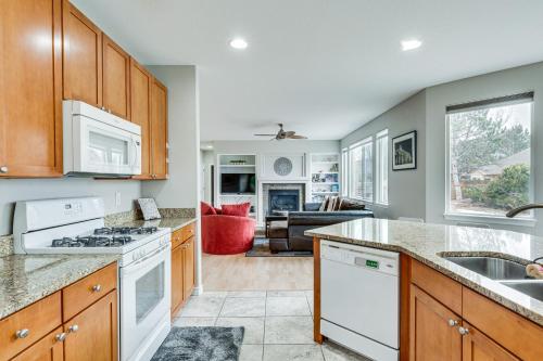 Fenced Yard and Trail Access Dog-Friendly Erie Home in Erie, USA