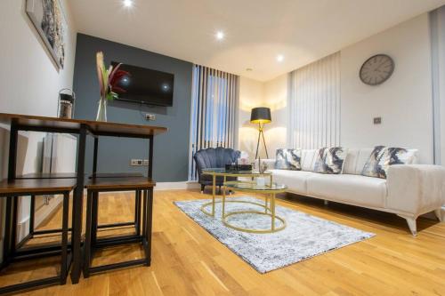 Luxury City Centre Apartment (Monthly Booking)