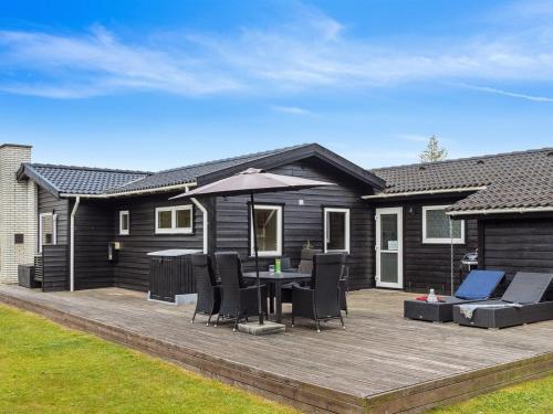 Holiday Home Kalevi - 900m from the sea in Lolland- Falster and Mon by Interhome