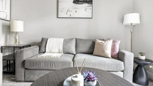 Landing Modern Apartment with Amazing Amenities ID1802X52 in Austin, USA