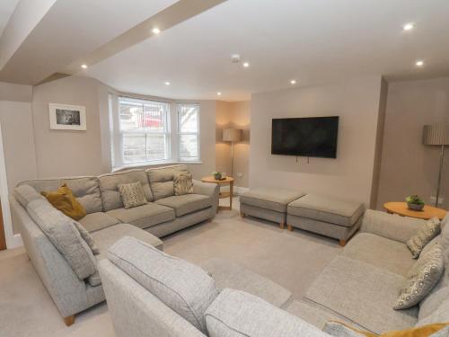 Station House - image 13