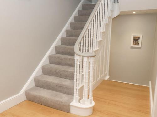 Station House - image 7