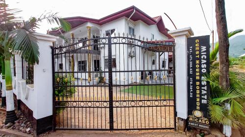 Eksterijer hotela, MICASO Guest House in Limbe
