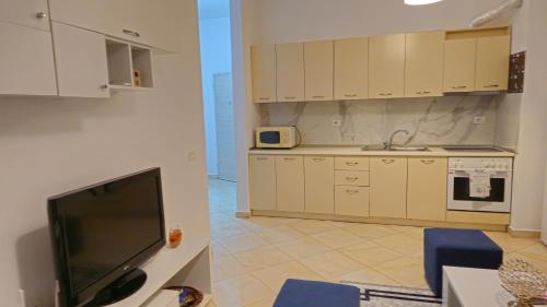 Tirana Bosco's Apartament, Tirana (photo 11)