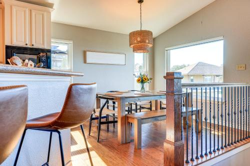 Canyon Lake Retreat with 2 Decks and Lake Views! - image 7