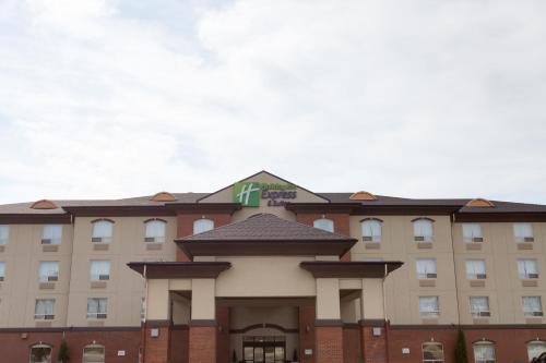 Holiday Inn Express & Suites Drayton Valley, an IHG Hotel