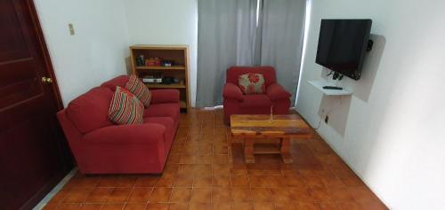 Casa en lomas de Cocoyoc in Texcalpan, Mexico