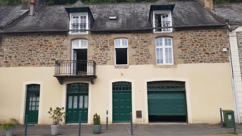 Sur le port, maison spacieuse paisible avec jardin