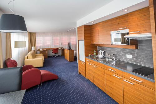 Junior Suite (1-2 Adults)