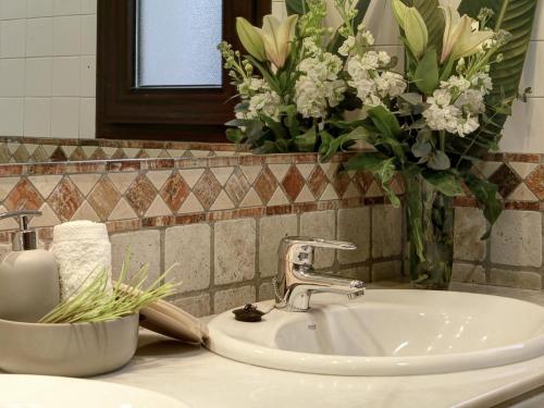 Chezmoihomes Exclusive Villa Alhambra. Stunning views - image 6
