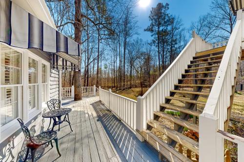 Creek Lodge in Forsyth, USA