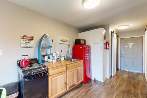 Breakwater Inn - Tiverton Condo #7 in Grayland, USA