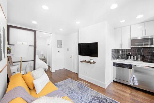 69-4B Modern Lower East Side 1BR PRIME LOCATION, New York (Foto 8)