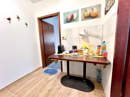 One-Bedroom Apartment room in Stylish Cozy & Quiet Apartment with one and half rooms in District 1