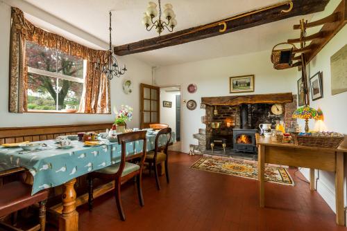 設施, Kidwelly Farmhouse B&B in 基德韋利
